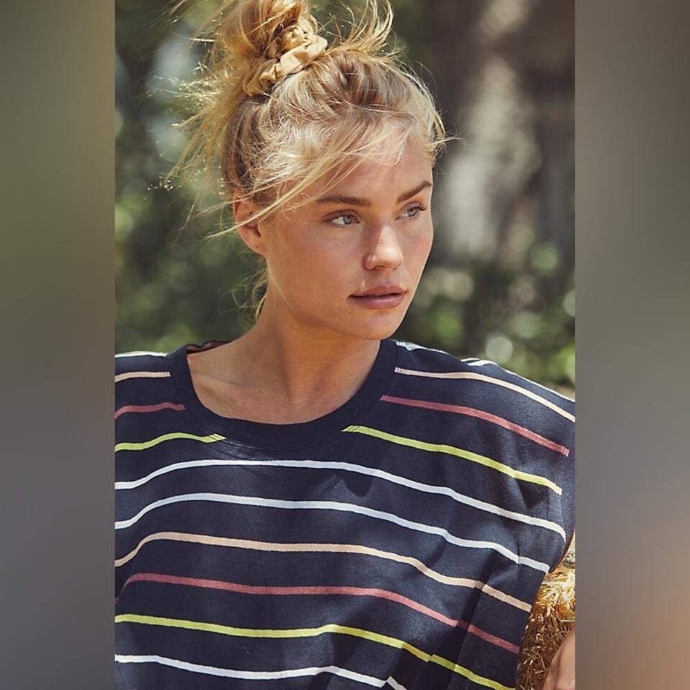 Nwot Free People Rising Tide Printed Relaxed Boxy T-Shirt in
Black/Stripe size S - Picture 4 of 7